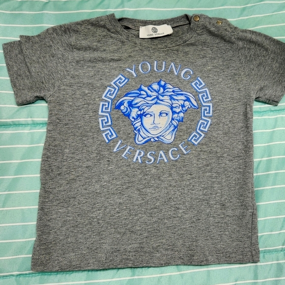 Authentic 24M VERSACE YOUNG TSHIRT - Picture 1 of 3